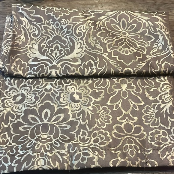 Better Homes and Gardens Shower Curtain - Picture 1 of 2